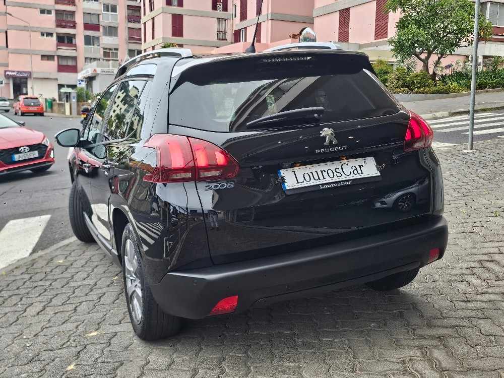 peugeot-2008-2018-gasolina-1199cc
