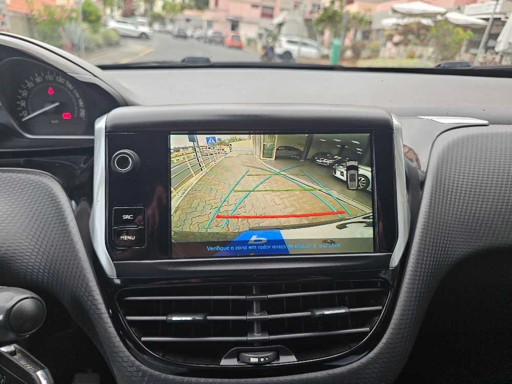 peugeot-2008-2018-gasolina-1199cc