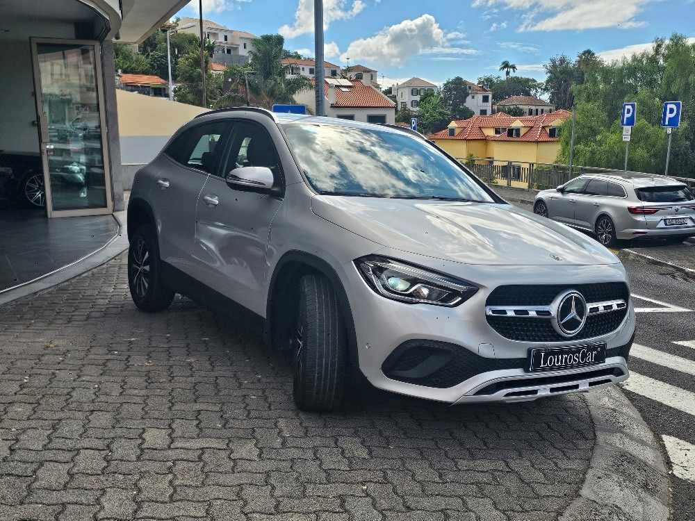 mercedes-benz-gla-2022-gasolina-1332cc