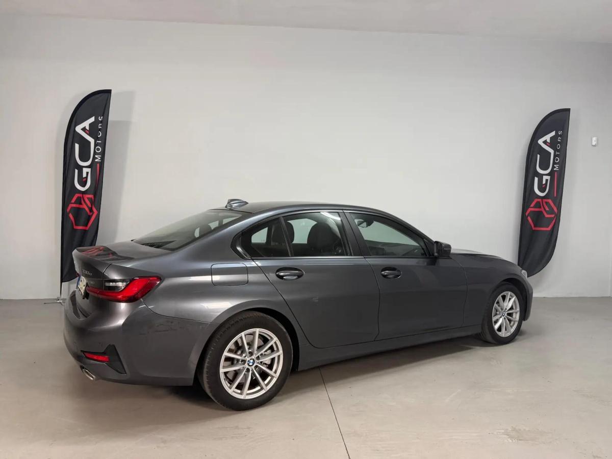 bmw-serie-3-330e-drive-2019-hibrido-a-gasolina-1998cc