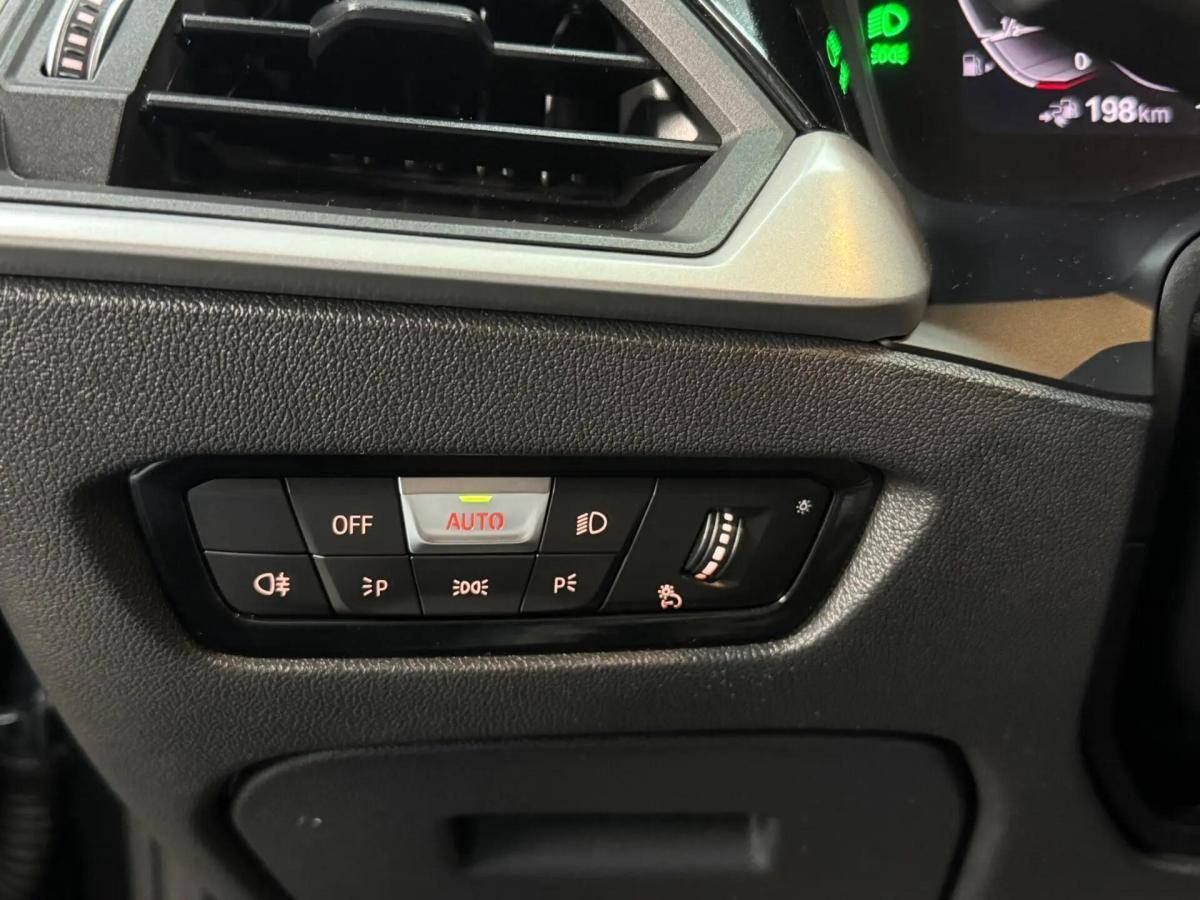 bmw-serie-3-330e-drive-2019-hibrido-a-gasolina-1998cc