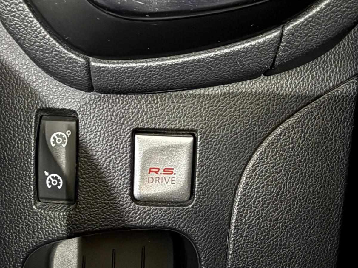 renault-clio-2017-gasolina-1618cc