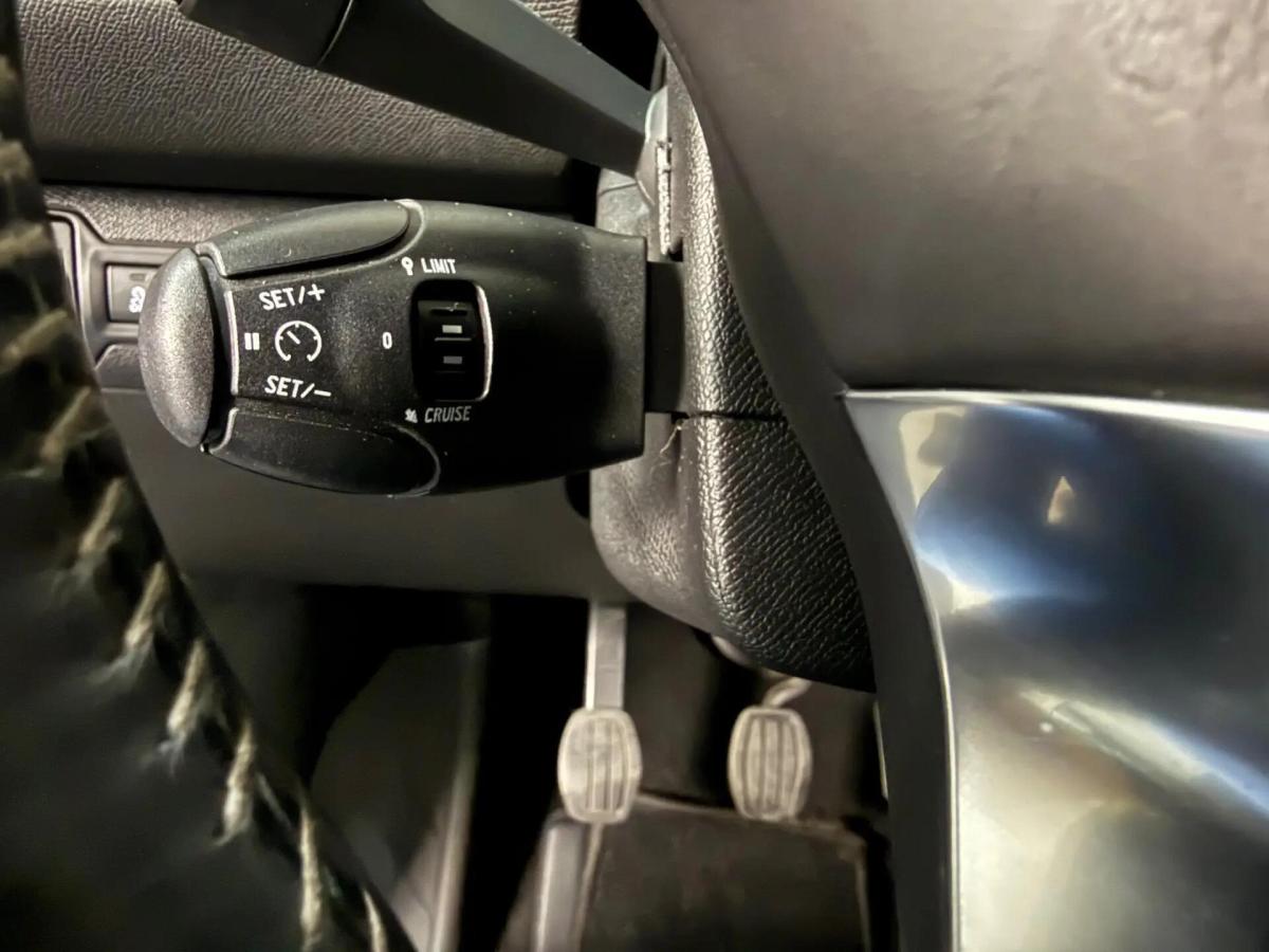 peugeot-308-sw-2015-diesel-1560cc