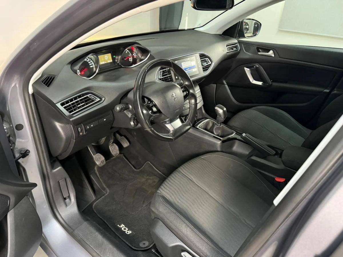 peugeot-308-sw-2015-diesel-1560cc