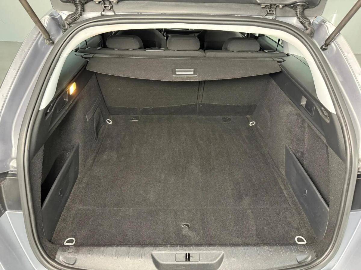 peugeot-308-sw-2015-diesel-1560cc