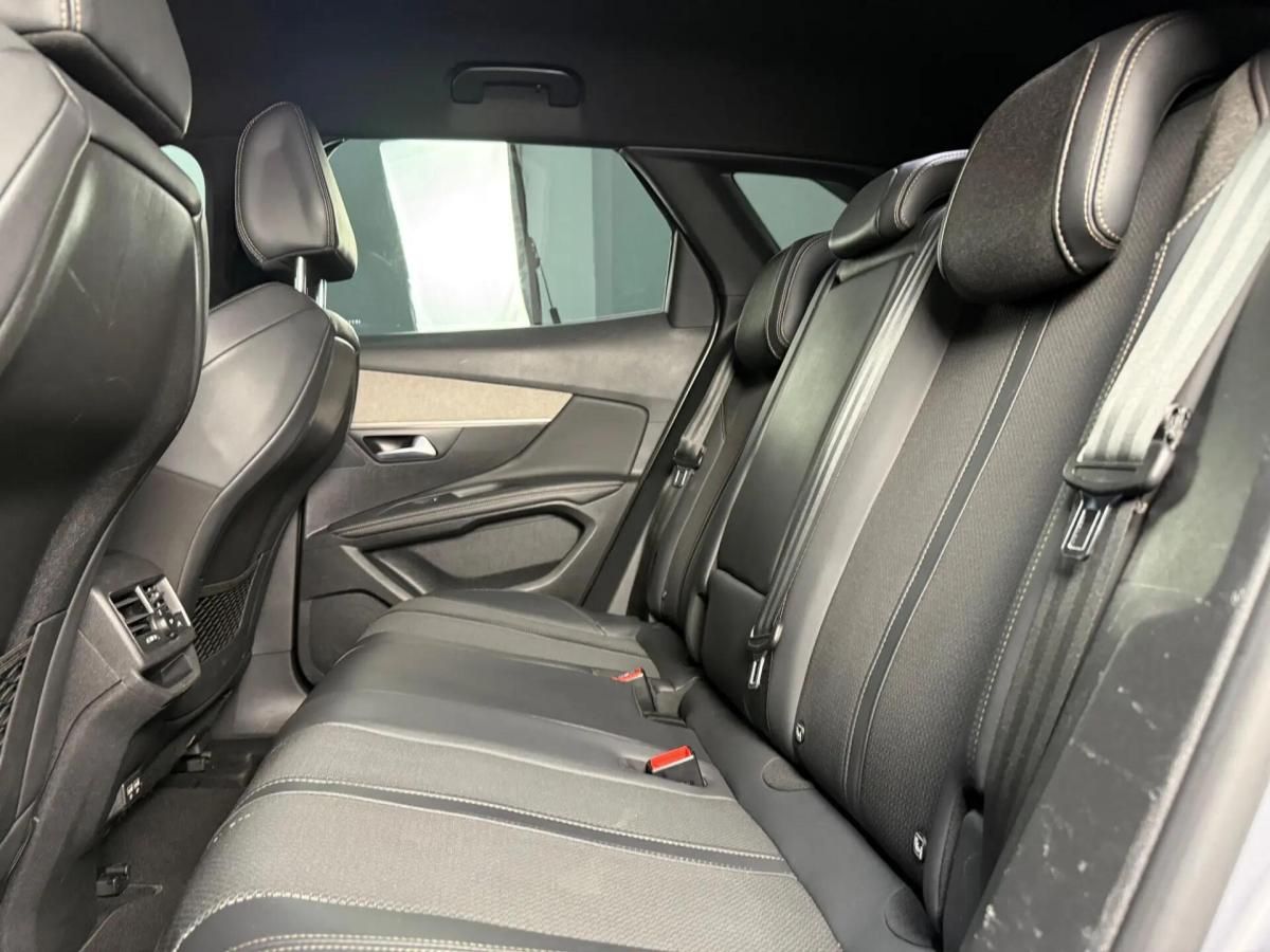 peugeot-3008-2022-gasolina-1199cc