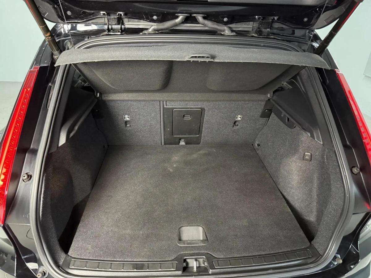 volvo-xc40-2020-eletrico-0cc