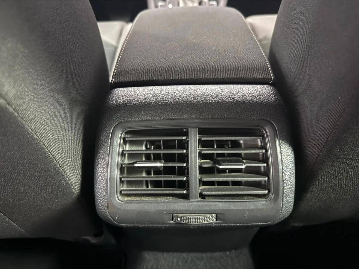 volkswagen-golf-2017-diesel-1598cc