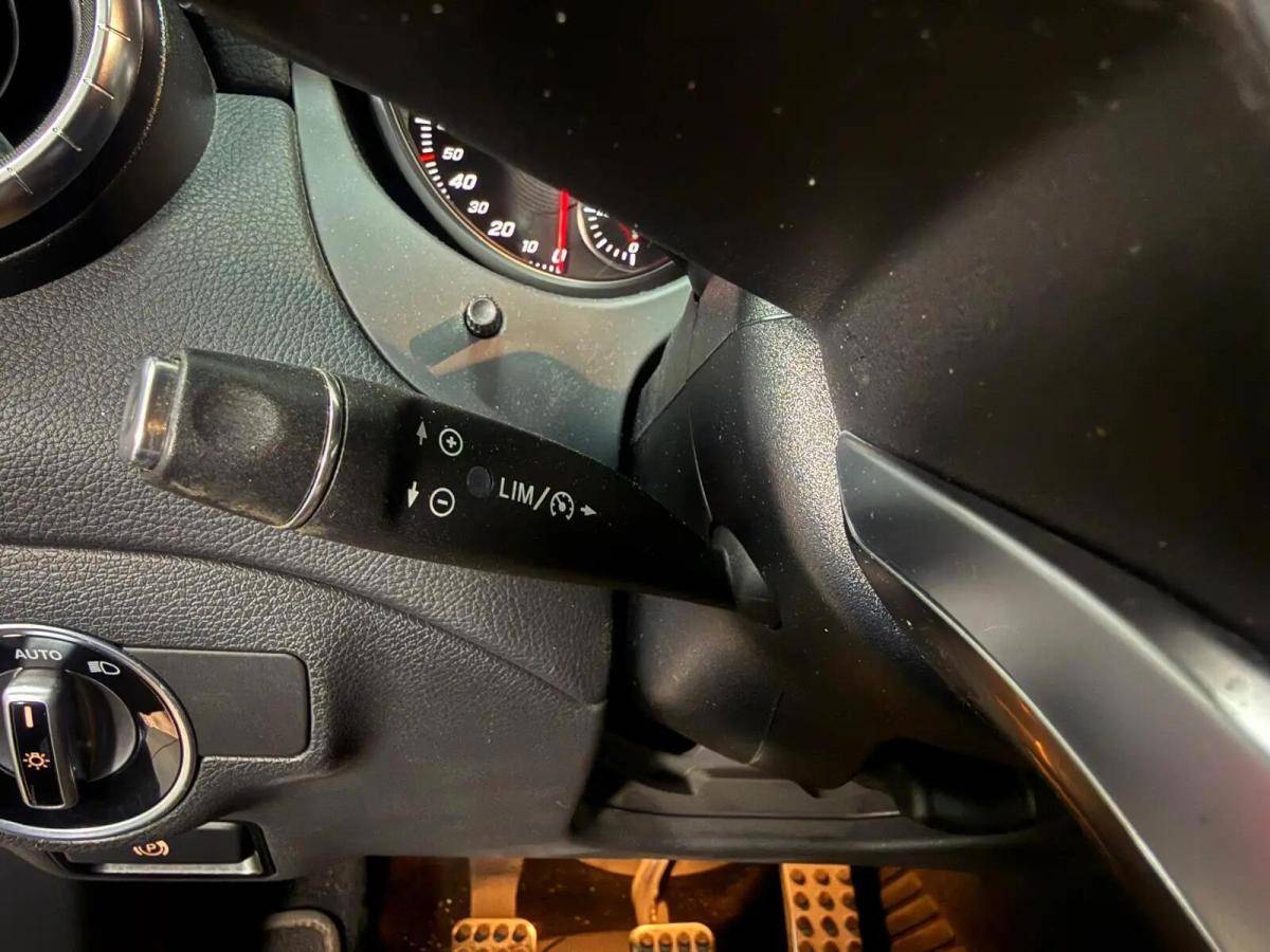 mercedes-benz-cla-200-d-shooting-brake-2017-diesel-2143cc