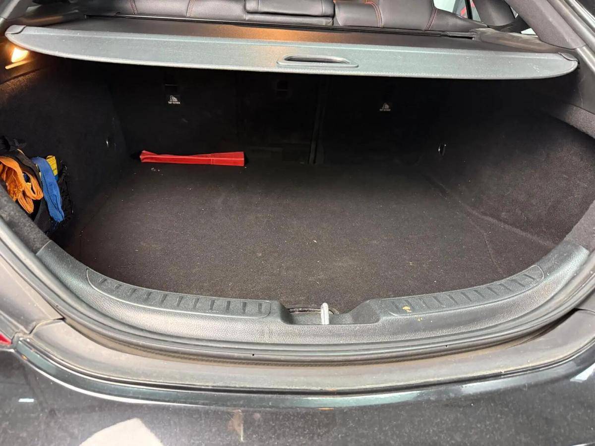 mercedes-benz-cla-200-d-shooting-brake-2017-diesel-2143cc