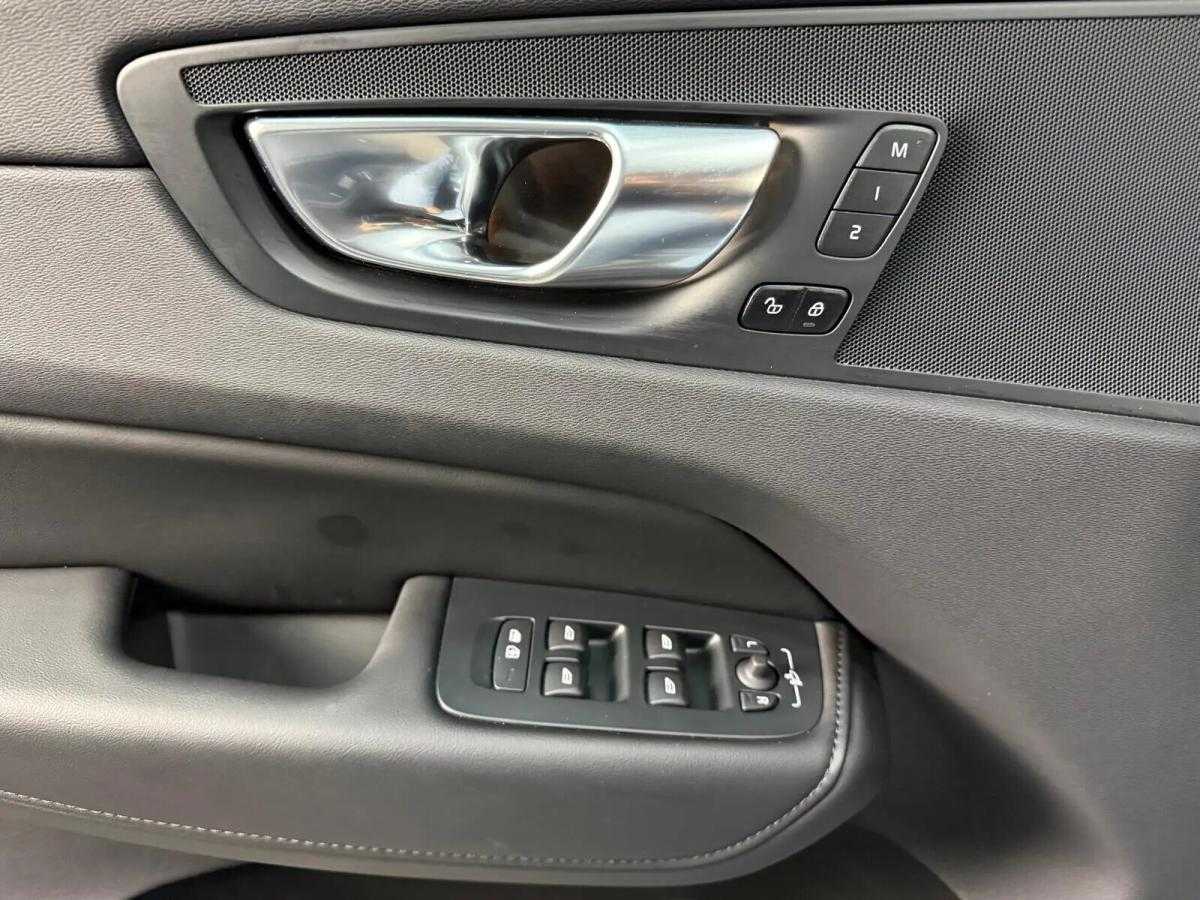 volvo-xc60-2024-hibrido-a-gasolina-1969cc