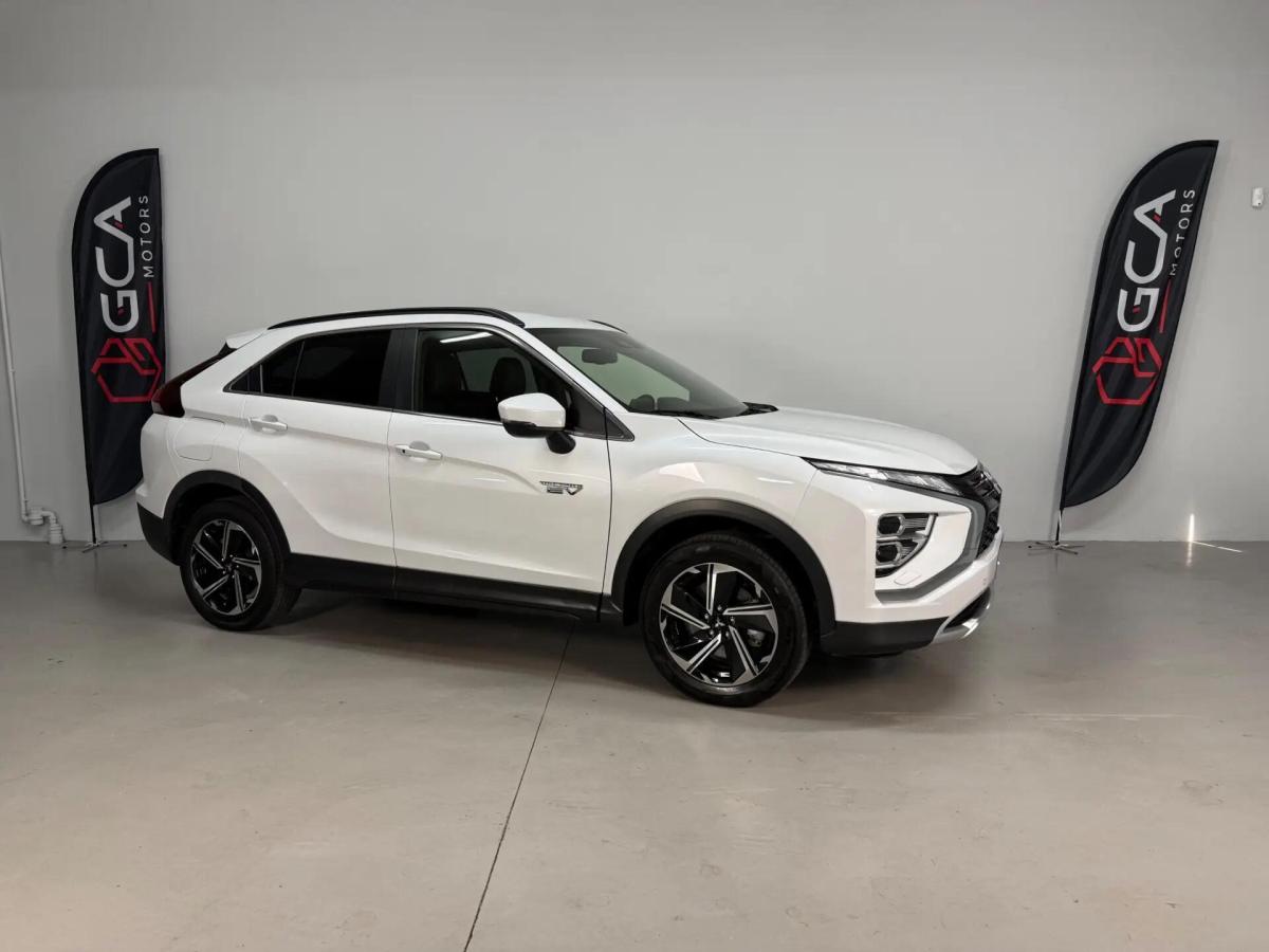 mitsubishi-eclipse-cross-2022-hibrido-a-gasolina-2360cc