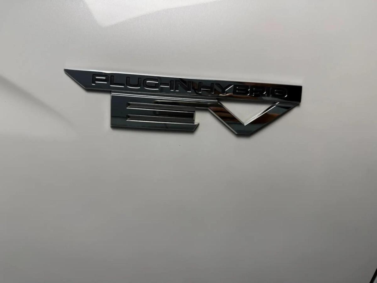 mitsubishi-eclipse-cross-2022-hibrido-a-gasolina-2360cc