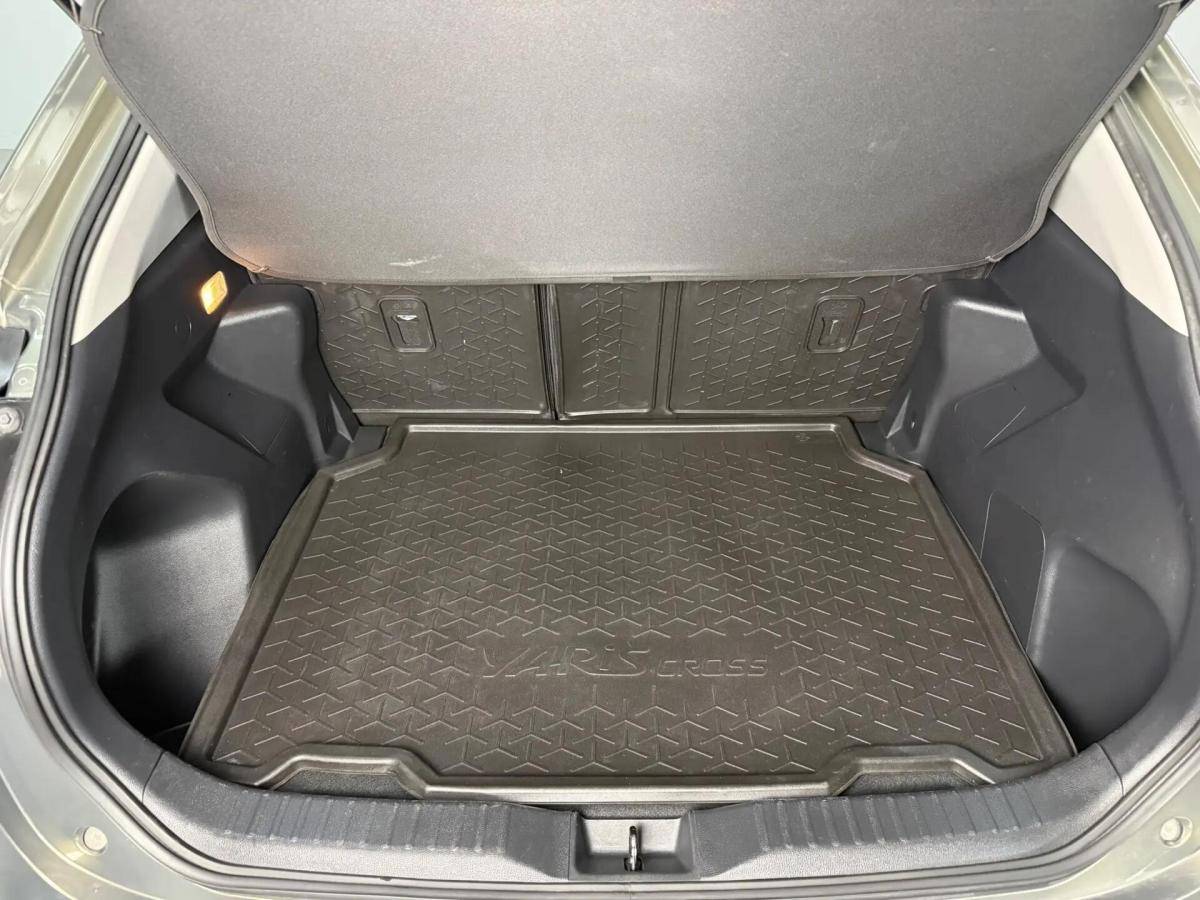 toyota-yaris-cross-2022-hibrido-a-gasolina-1490cc