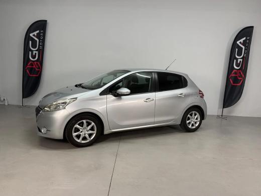 peugeot-208-2015-gasolina-1199cc