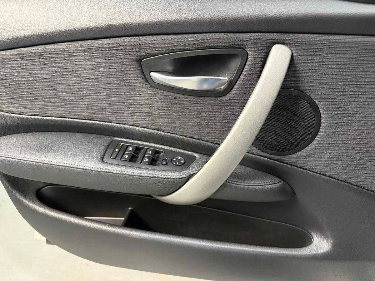 bmw-serie-1-116d-2-0-2010-diesel-1995cc