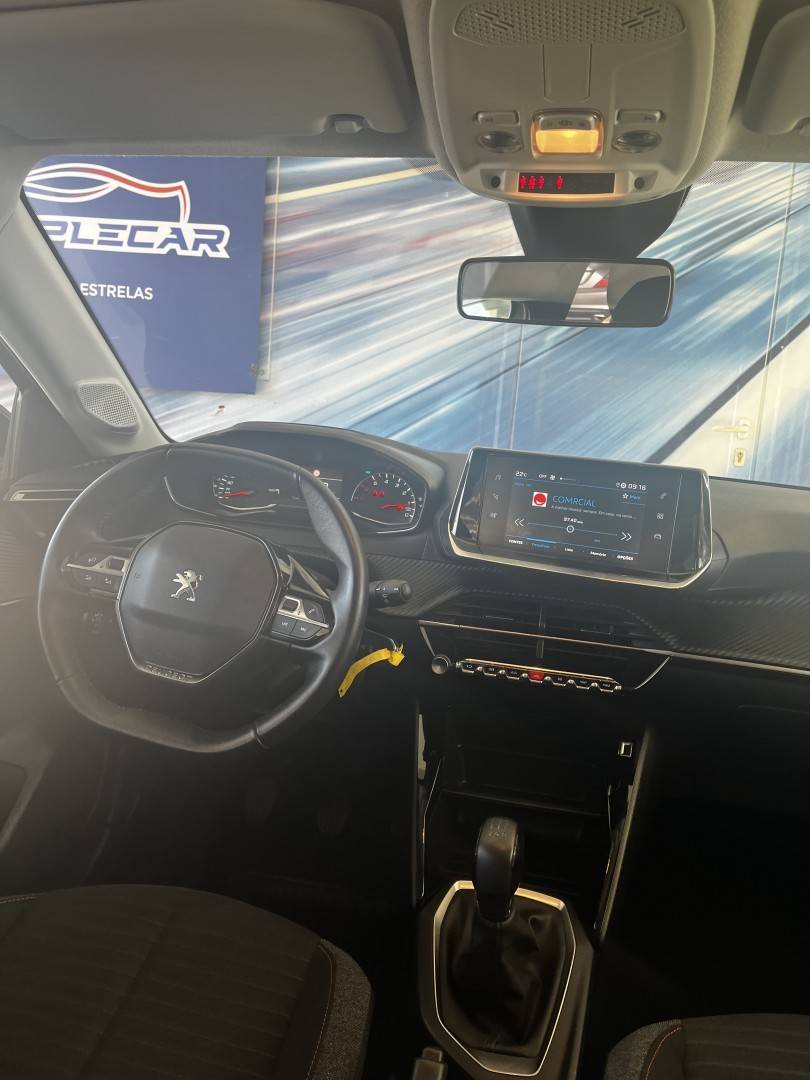 peugeot-208-2022-gasolina-1199cc