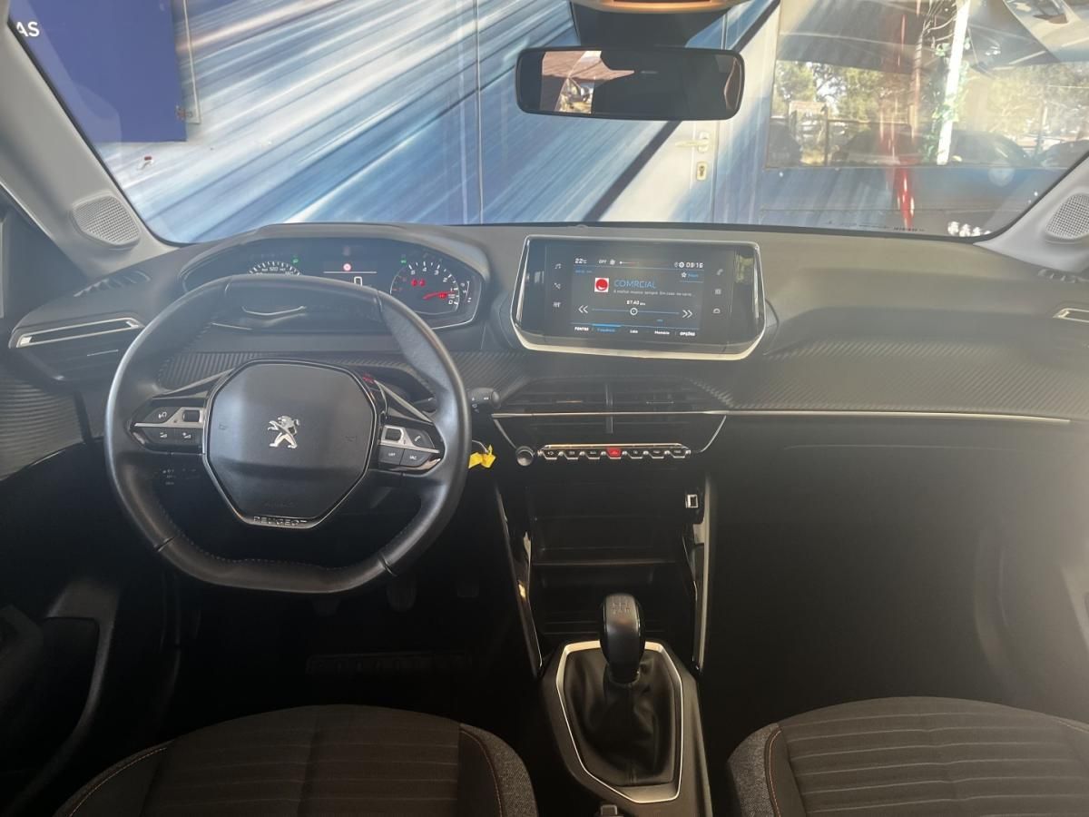 peugeot-208-2022-gasolina-1199cc