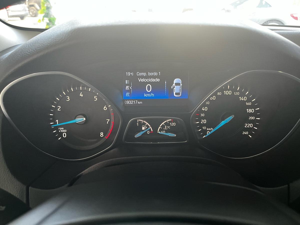 ford-focus-2017-gasolina-998cc