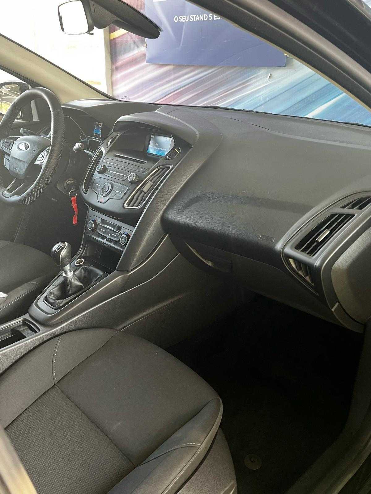 ford-focus-2017-gasolina-998cc