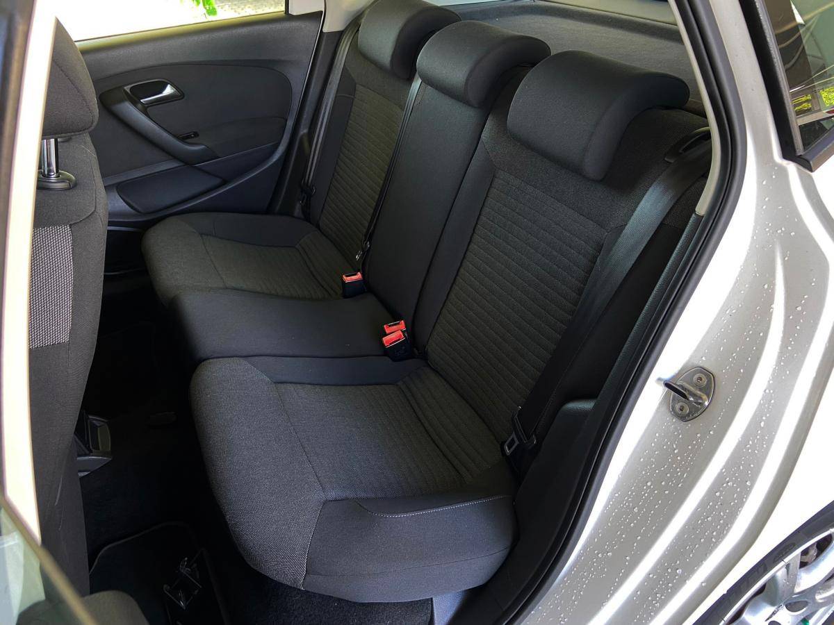 volkswagen-polo-2011-diesel-1598cc