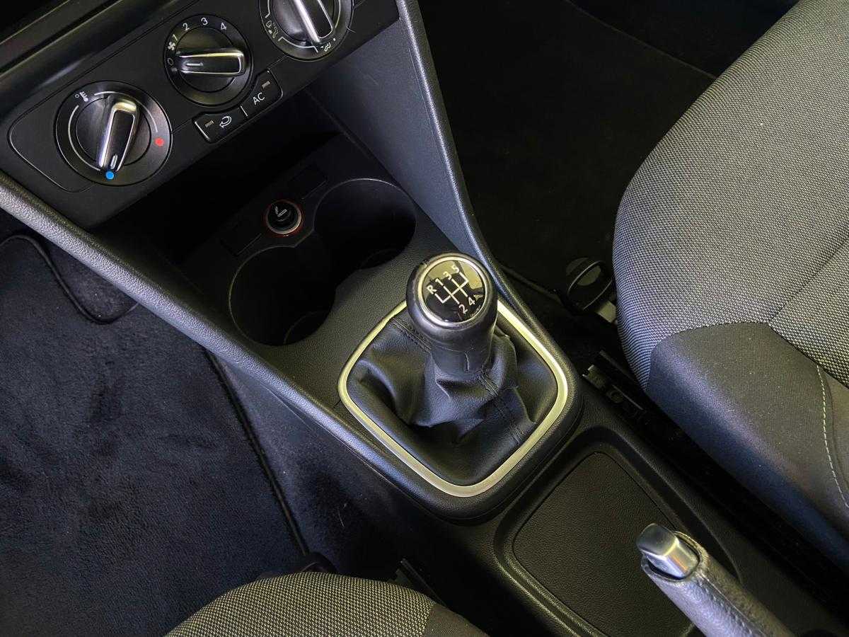 volkswagen-polo-2011-diesel-1598cc