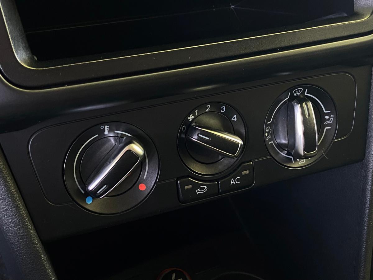 volkswagen-polo-2011-diesel-1598cc