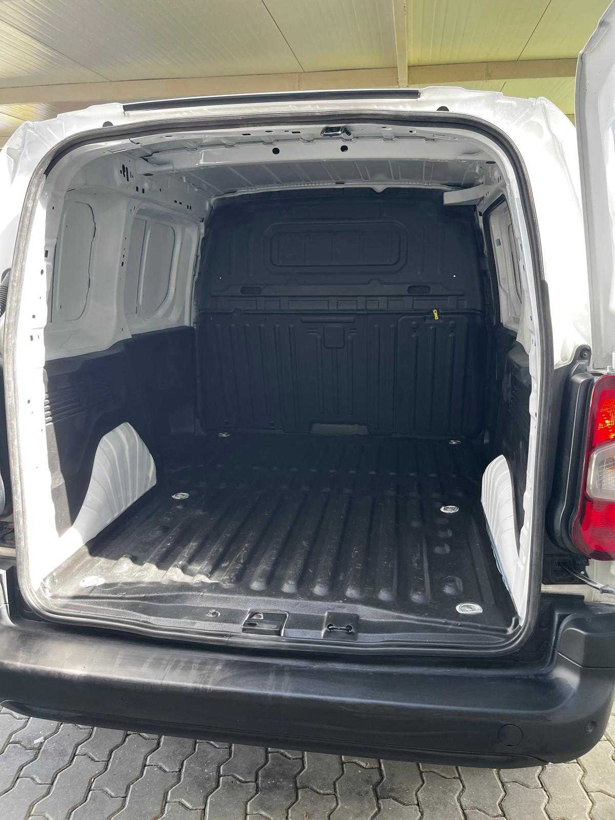 opel-combo-2021-diesel-1499cc