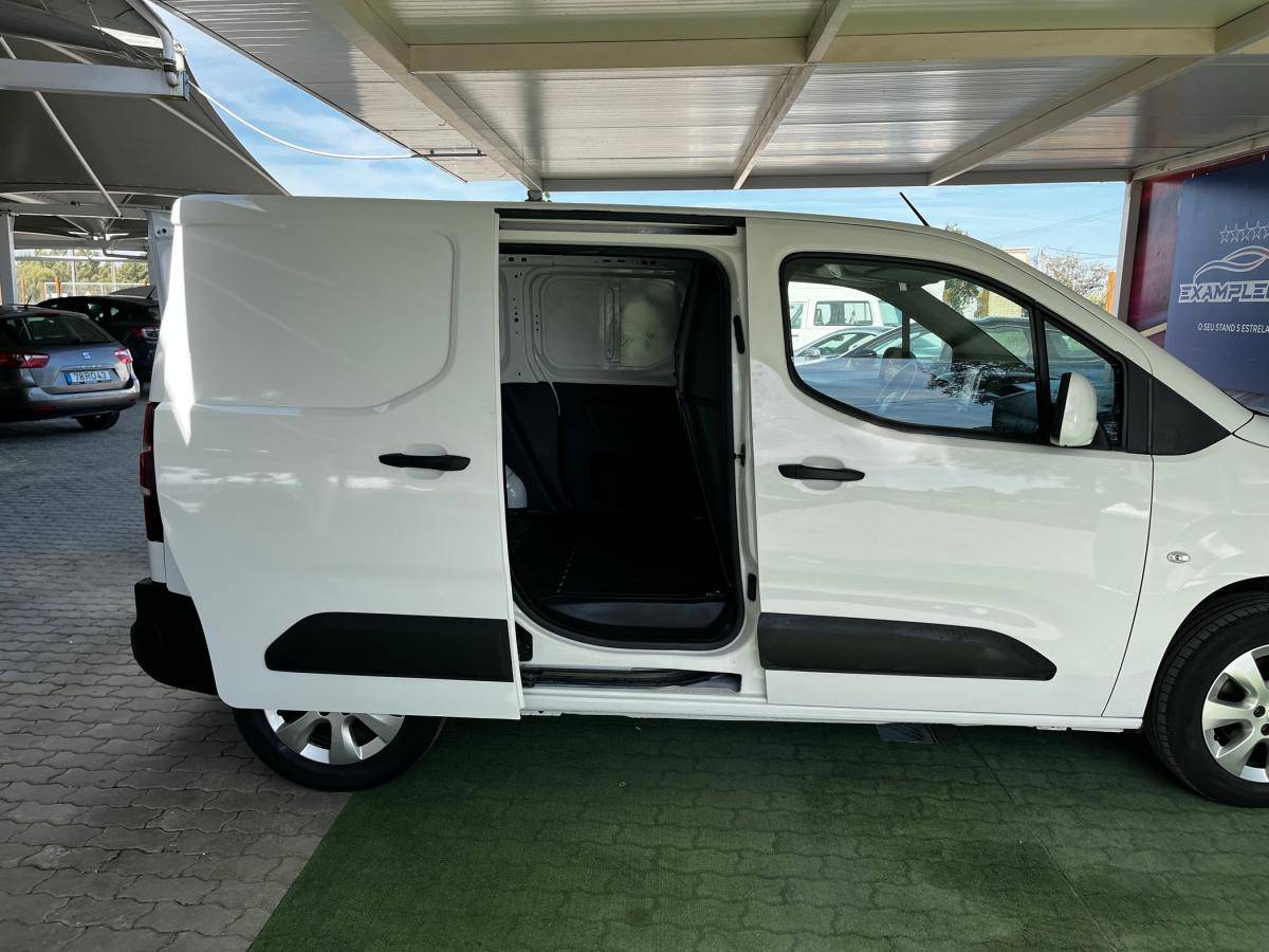 opel-combo-2021-diesel-1499cc