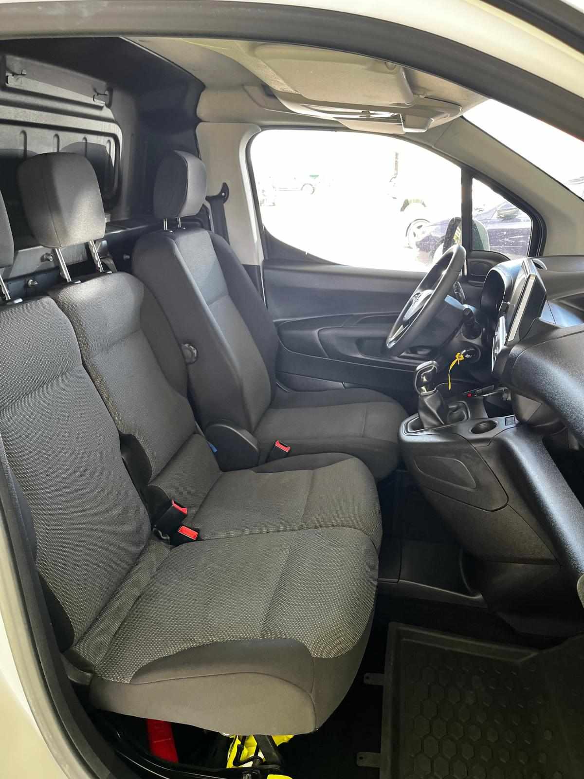 opel-combo-2021-diesel-1499cc