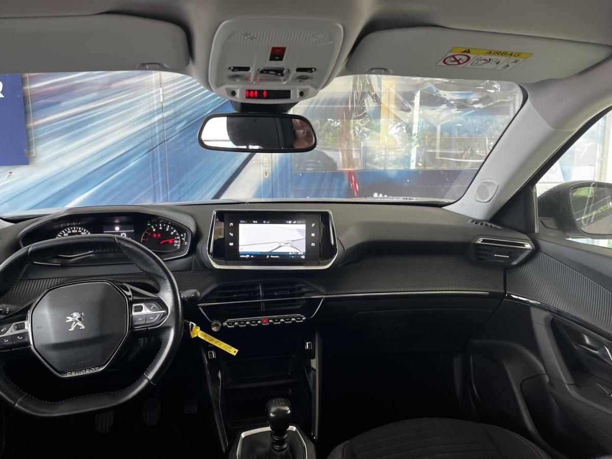 peugeot-2008-2022-gasolina-1199cc