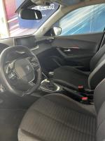 peugeot-2008-2022-gasolina-1199cc