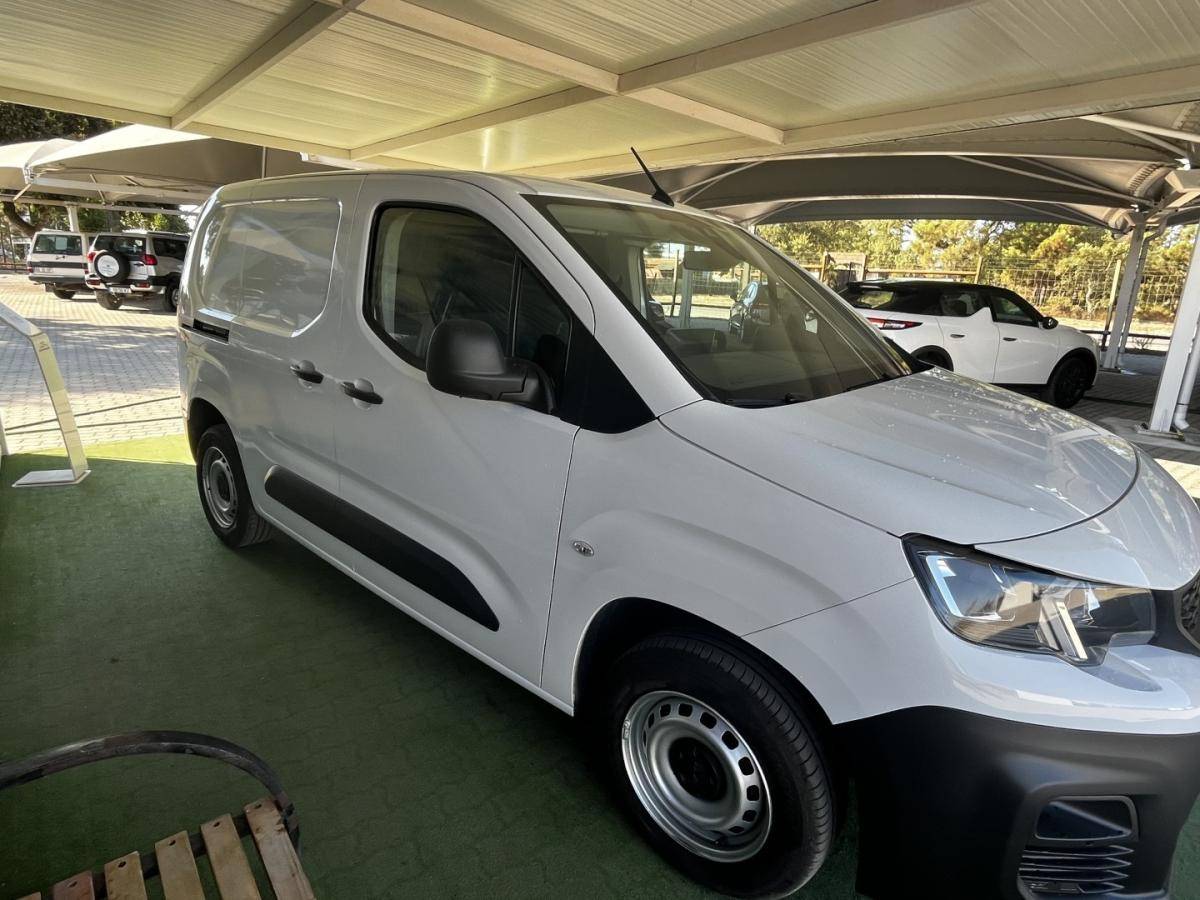 peugeot-partner-2022-diesel-1499cc