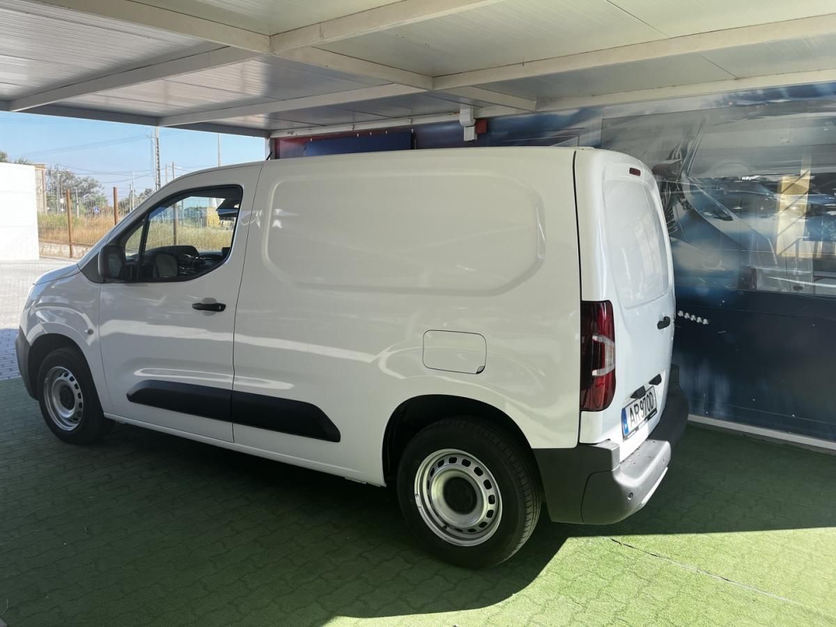 peugeot-partner-2022-diesel-1499cc