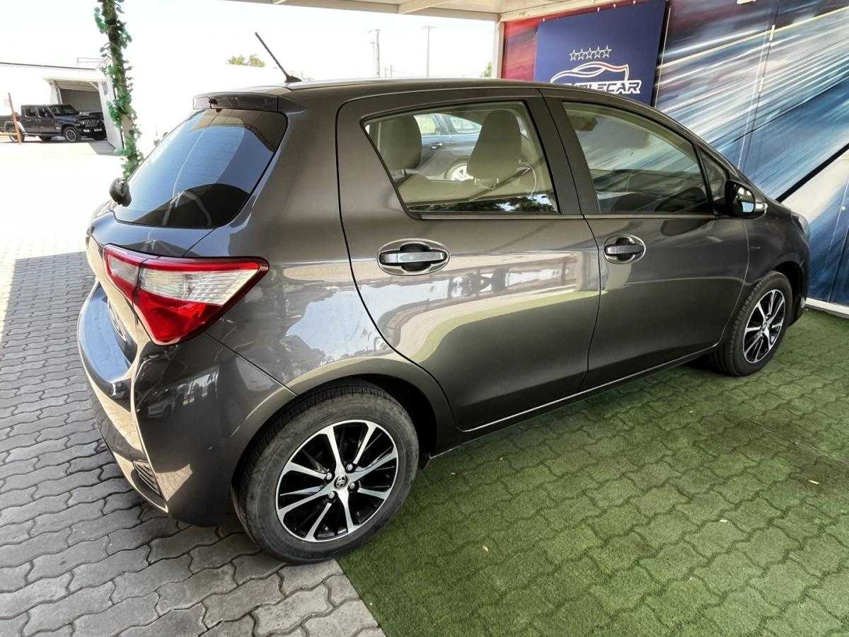 toyota-yaris-2020-gasolina-998cc