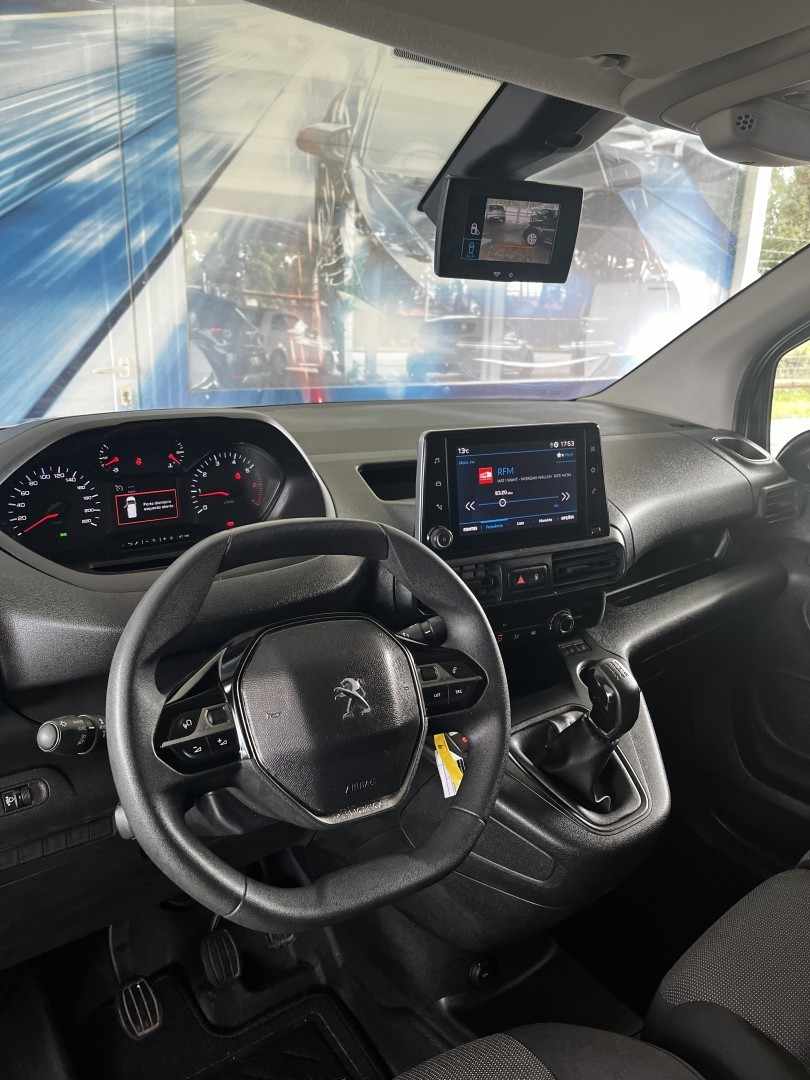 peugeot-partner-2019-diesel-1560cc