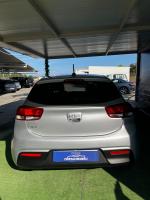 kia-rio-2022-gasolina-1197cc