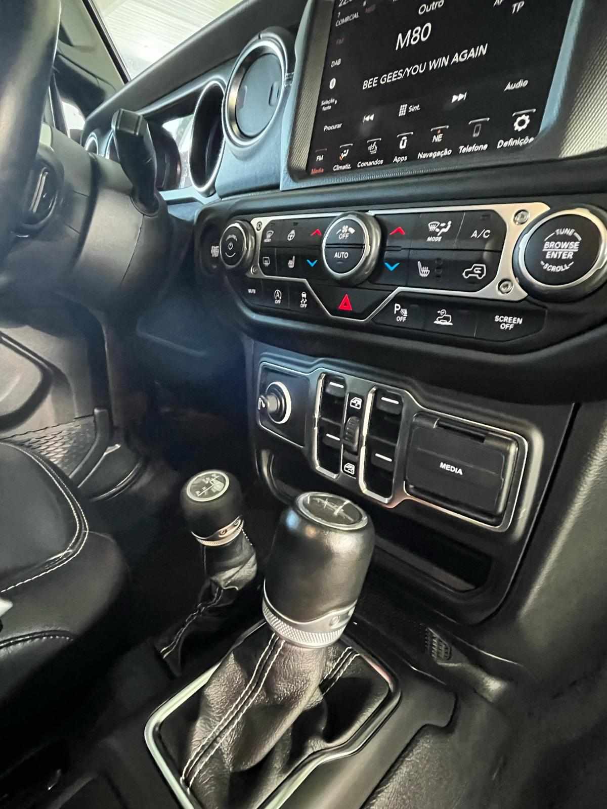 jeep-gladiator-2021-diesel-2987cc