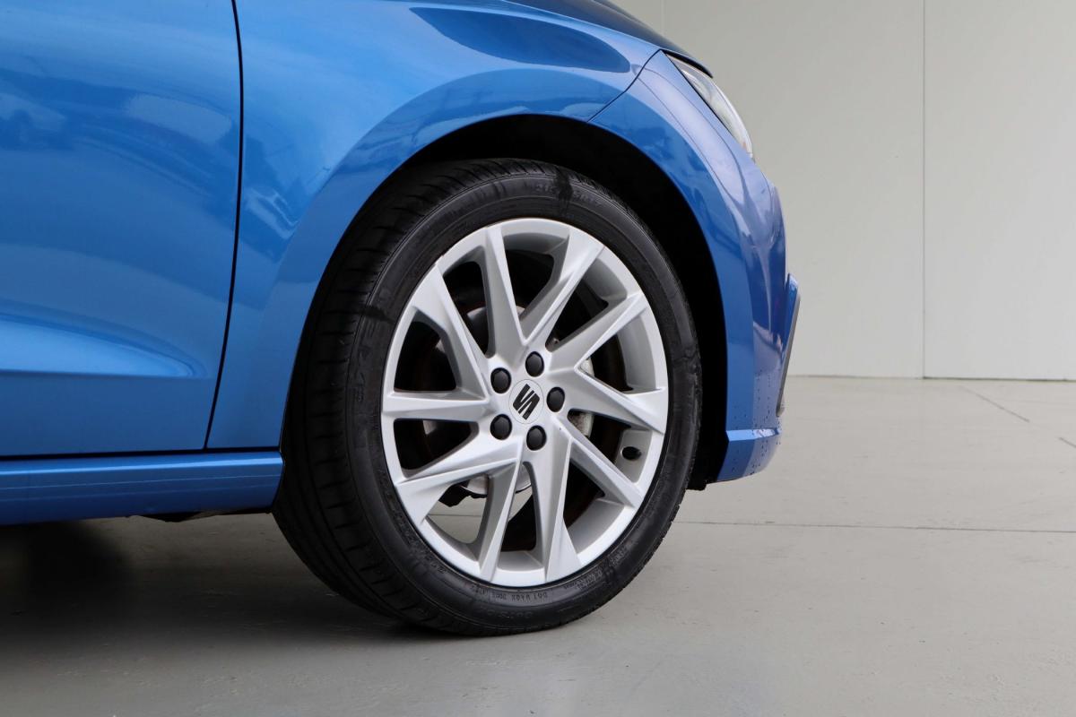 seat-ibiza-2024-gasolina-999cc