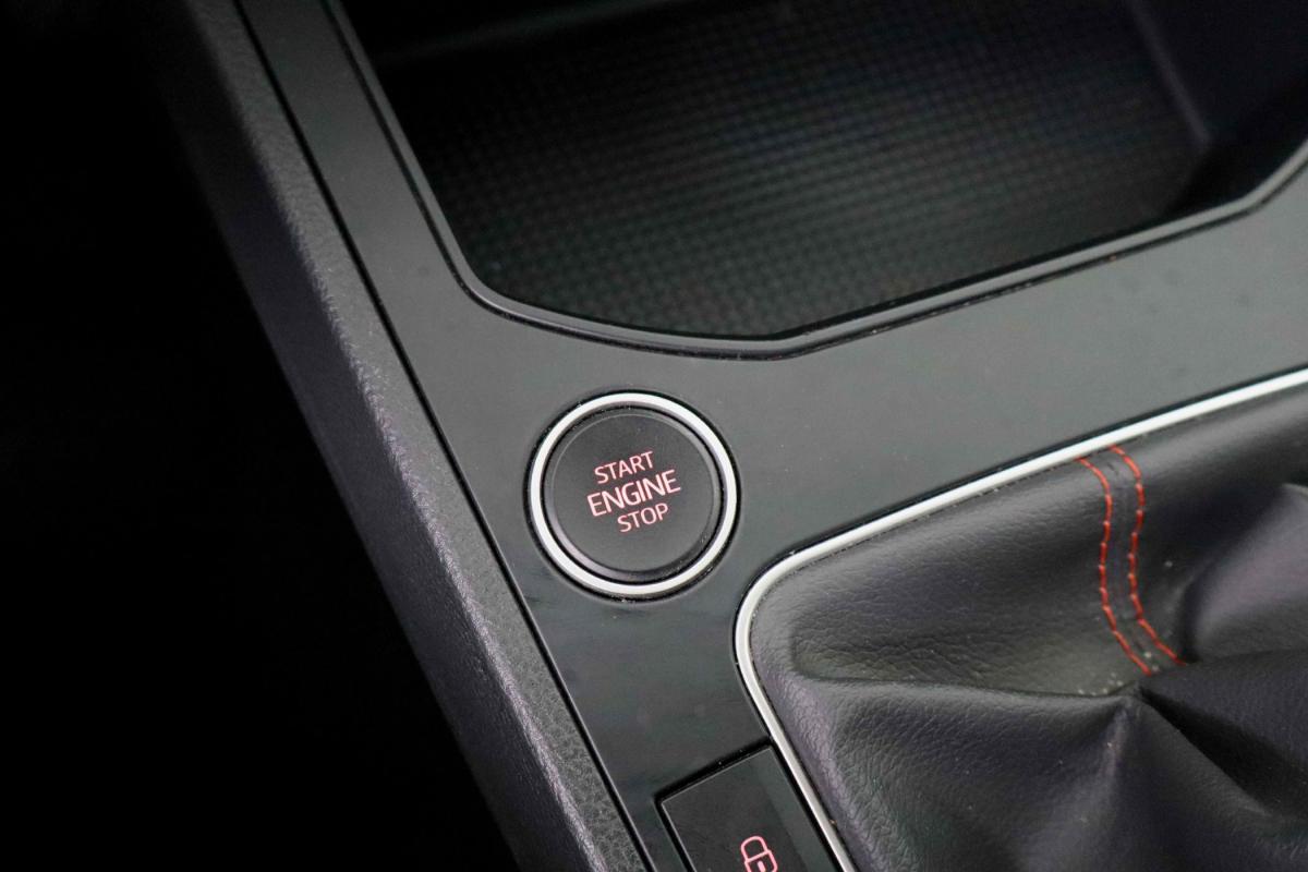 seat-ibiza-2024-gasolina-999cc