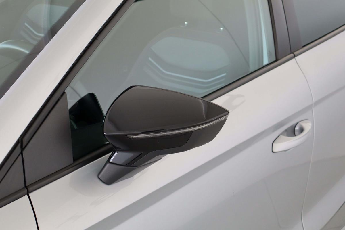 seat-ibiza-2024-gasolina-999cc