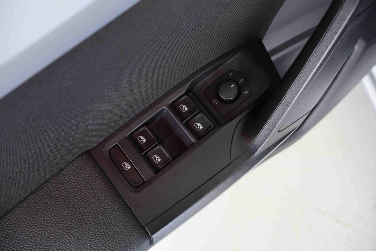 seat-ibiza-2024-gasolina-999cc