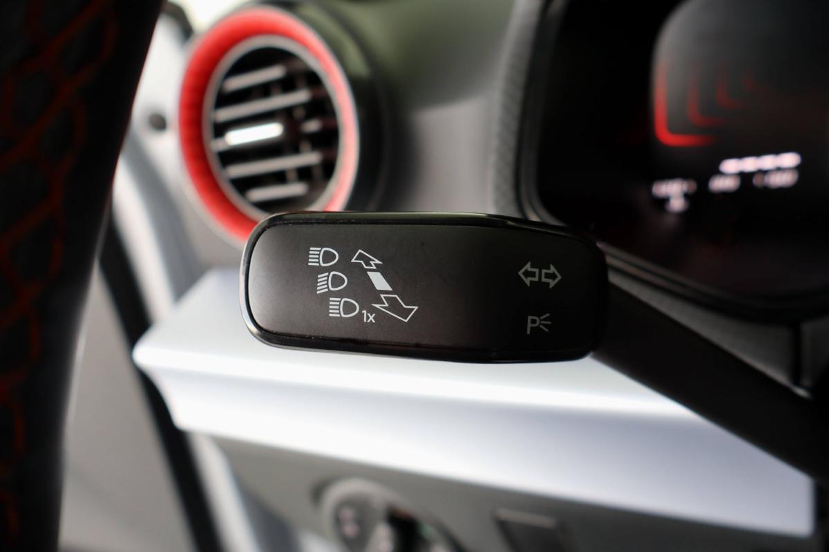 seat-ibiza-2024-gasolina-999cc