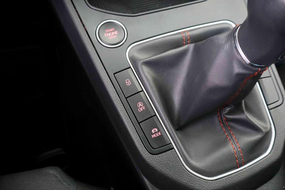 seat-ibiza-2024-gasolina-999cc