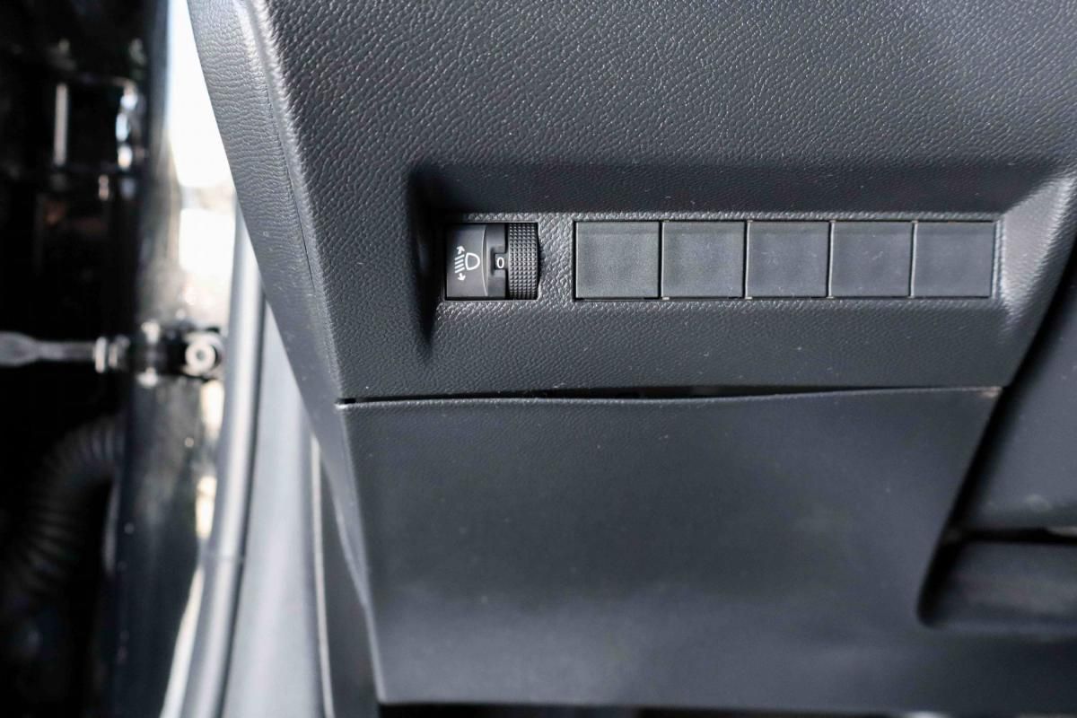 peugeot-208-2024-gasolina-1199cc