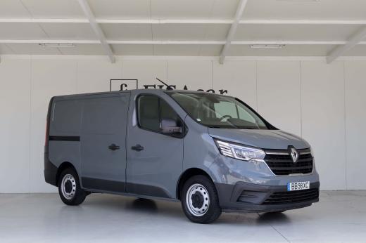 renault-trafic-2023-diesel-1997cc