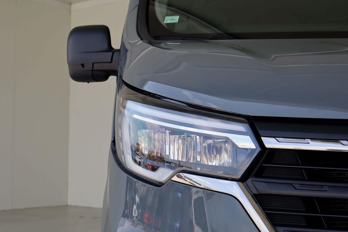 renault-trafic-2023-diesel-1997cc
