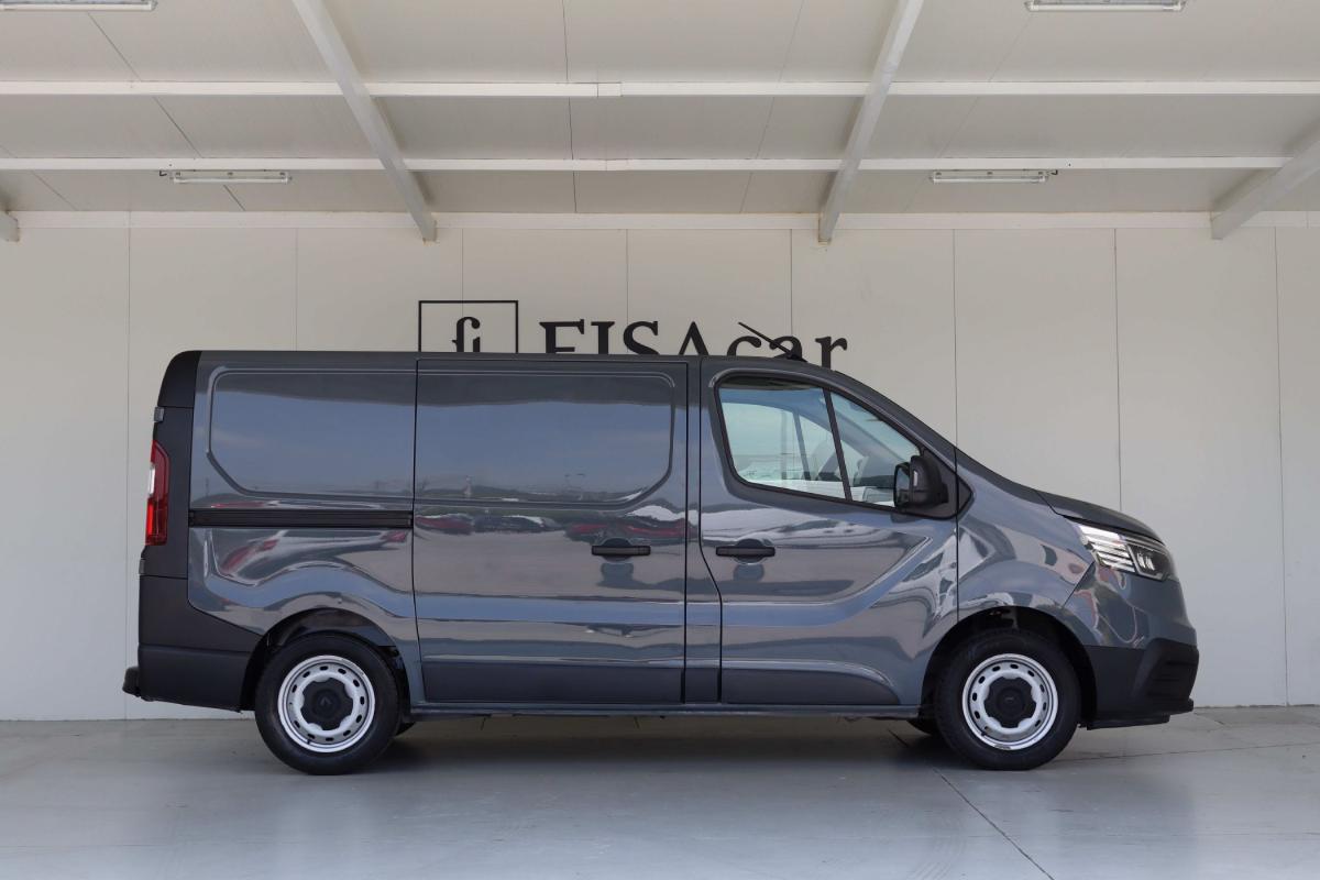 renault-trafic-2023-diesel-1997cc