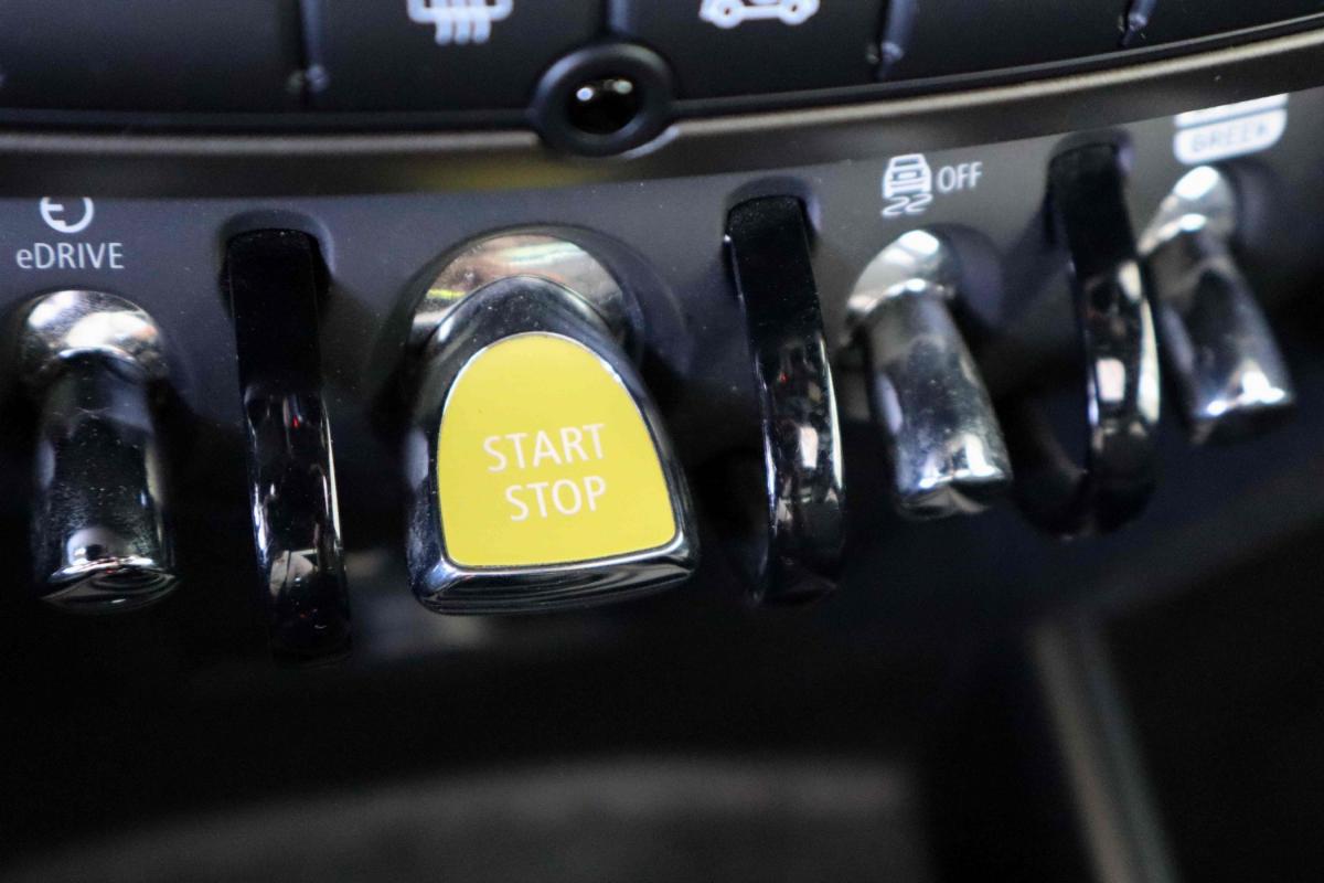 mini-countryman-2022-hibrido-a-gasolina-1499cc