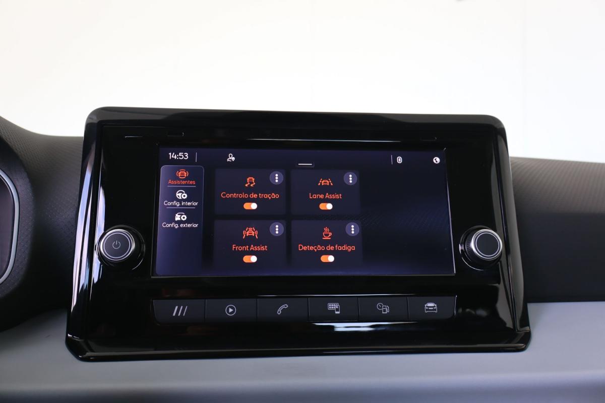 seat-arona-2023-gasolina-999cc